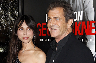 Mel Gibson & Oksana Grigorieva (Shutterstock)