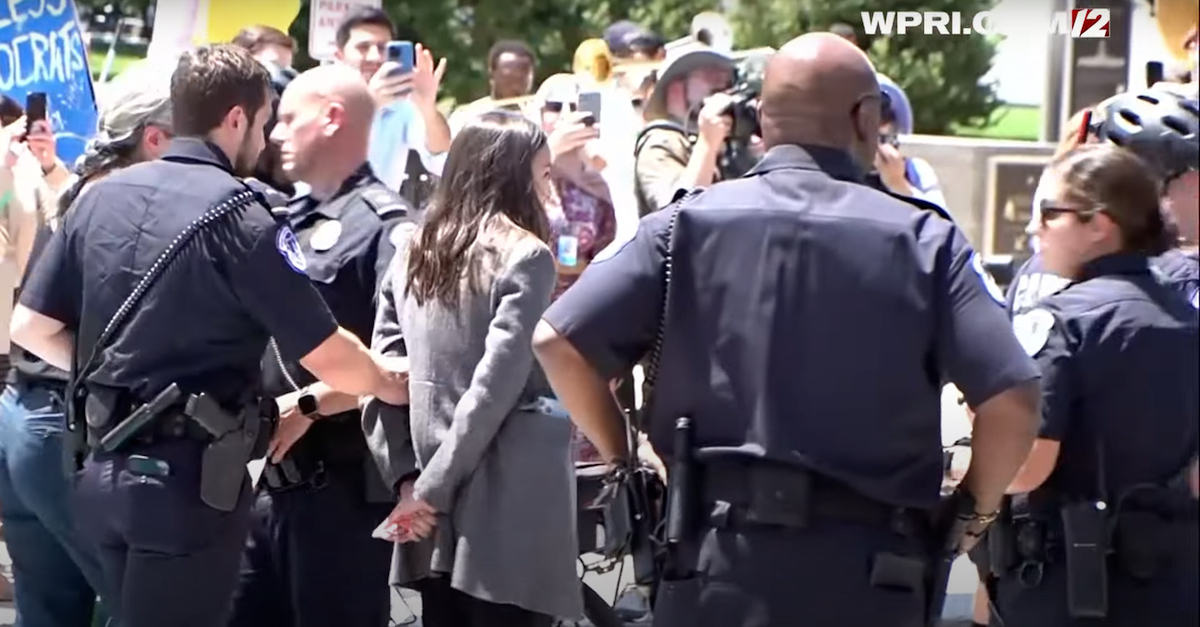 police arrest handcuffs