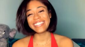 Mia Kanu (Screenshot: YouTube)