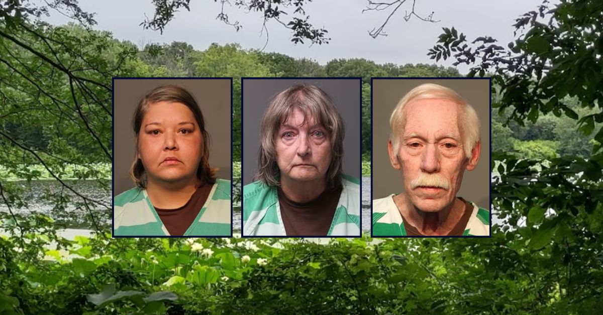 Left to right: Jennifer Nelson, Danise Nelson, Jerry Nelson (Davis County (Iowa) Sheriff