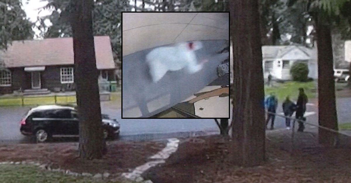 Man arrested after allegedly threatening neighbors