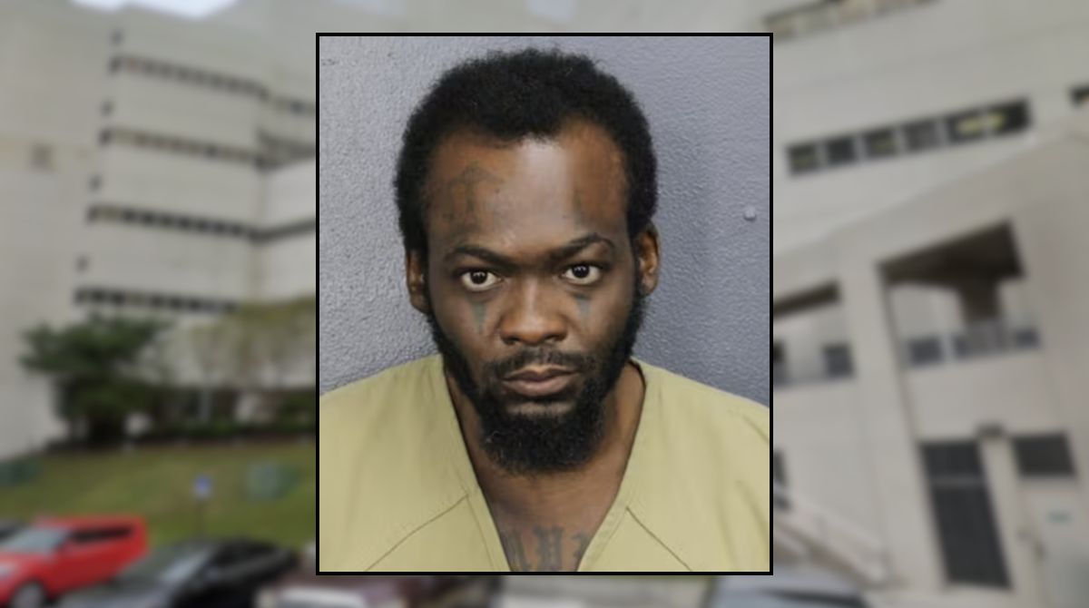 Man arrested for stabbing sister